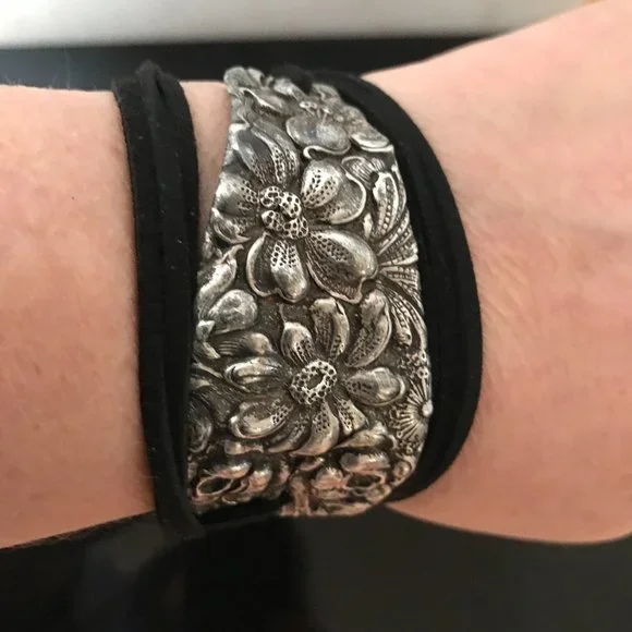 Sterling Silver Cuff Bracelet Leather Yoga Wrap Tie Antique Floral 925 Victorian - Picture 4 of 7
